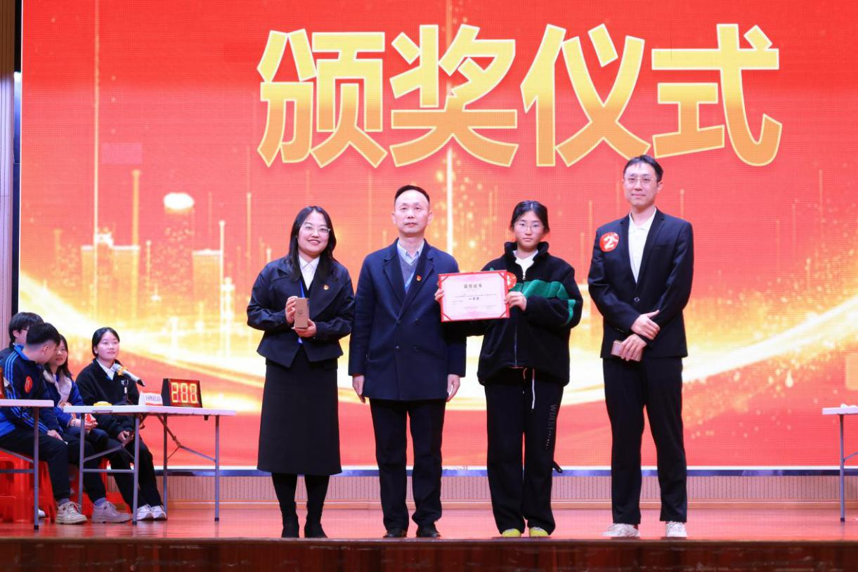 图片2.png 图片2.png