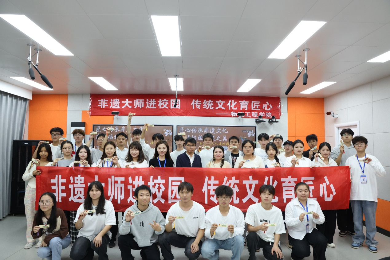 图片4.png 图片4.png